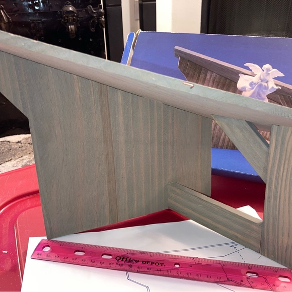 Avon Christmas Nativity Set - Picture 3 of 16